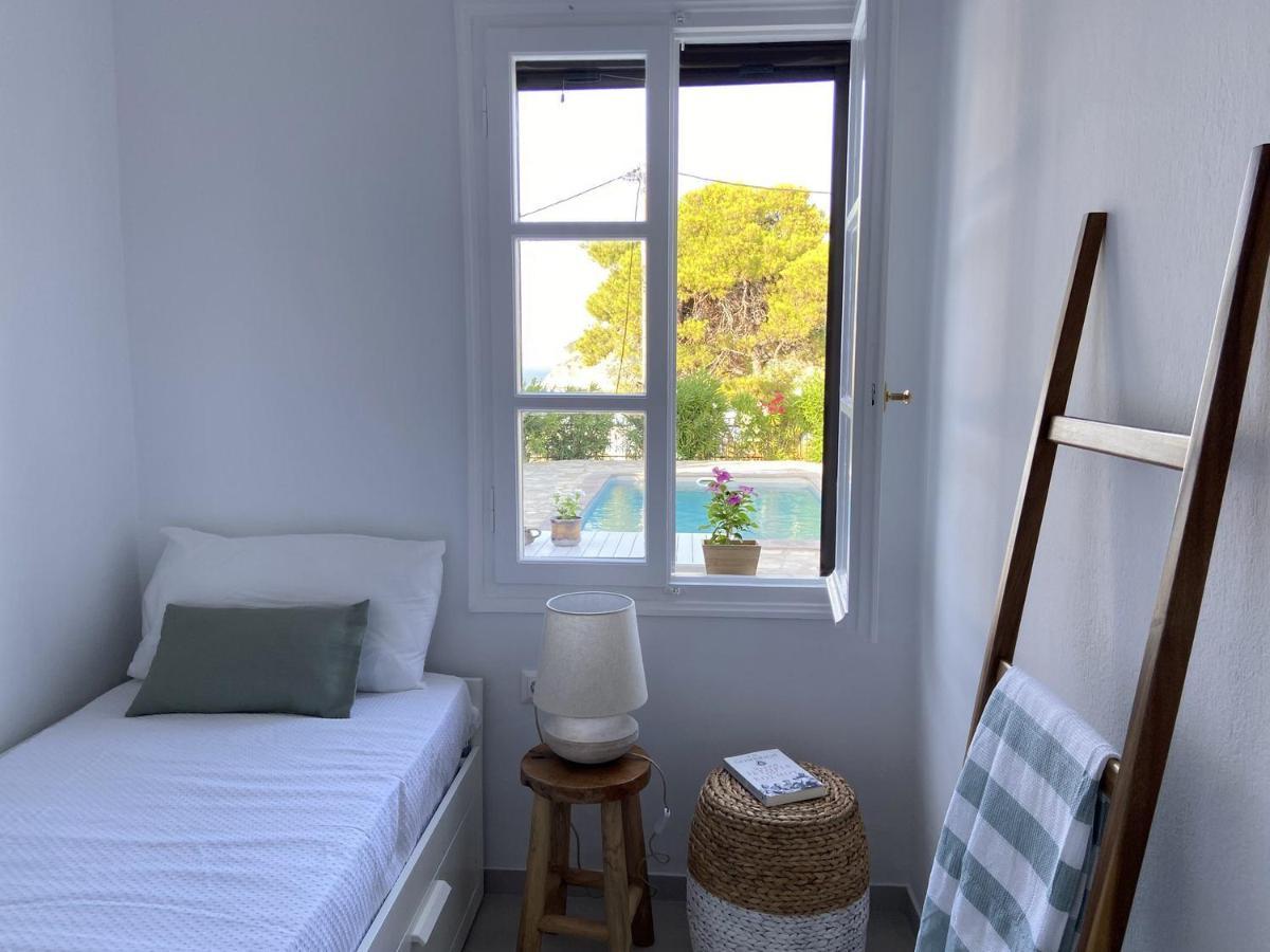 Villa Icelle Skopelos Town Sea View Swimming Pool Exteriör bild